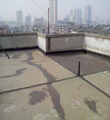 莱芜漏水维修 楼顶漏水是什么原因，楼顶漏水维修方法是什么?